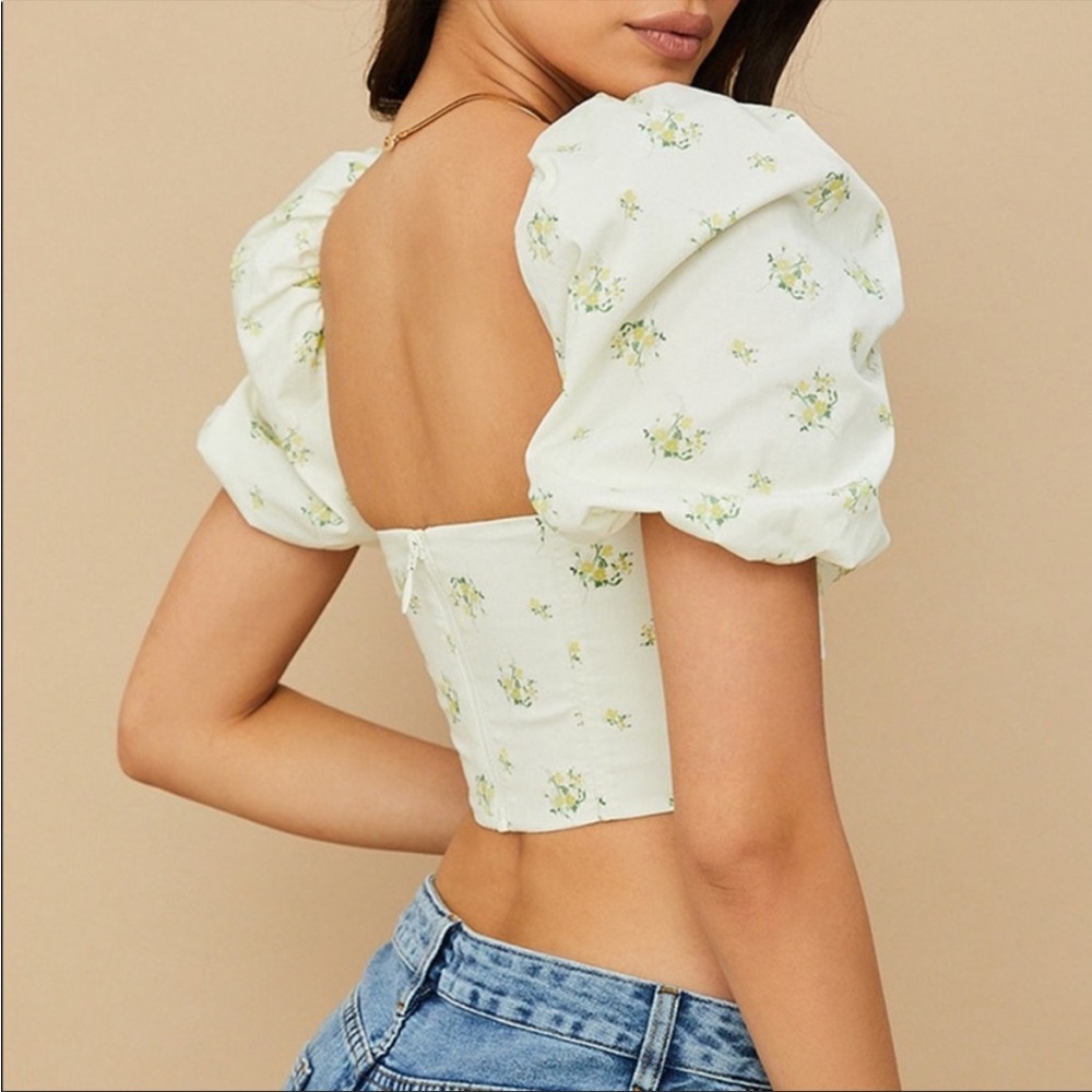 HOUSE OF CB ‘Tabitha’ Ivory Floral Puff Sleeve Corset NWOT - Picture 4 of 6